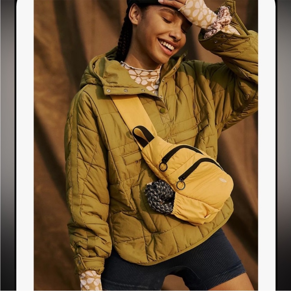 Free People Movement Pippa Packable Pullover Puffer in Dusted Military